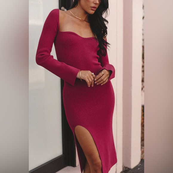 Petal & Pup Dresses & Skirts - petal + pup aquerelle dress in magenta body con stretchy size 0 slit leg sexy